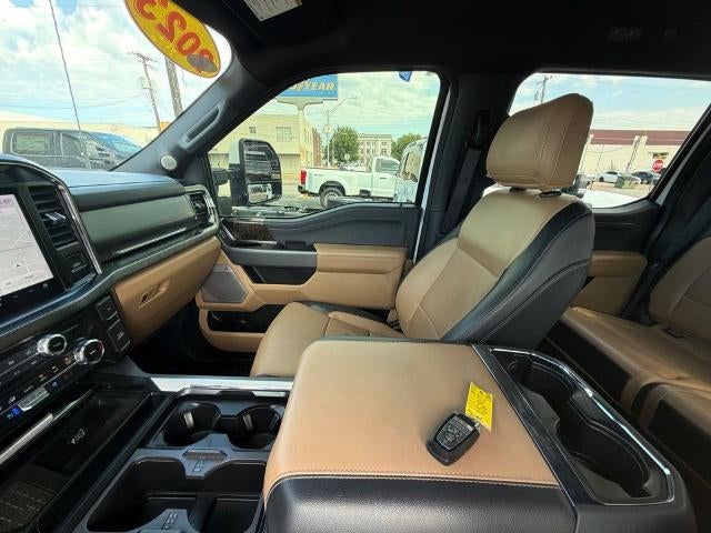 2023 Ford Super Duty F-250 SRW LARIAT 4WD Crew Cab 6.75' Box