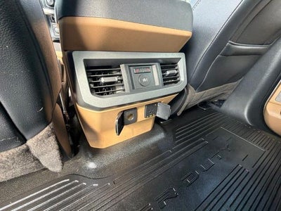 2023 Ford Super Duty F-250 SRW LARIAT 4WD Crew Cab 6.75' Box