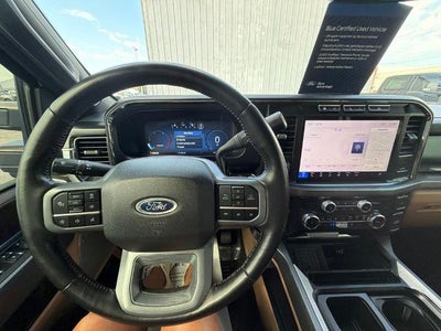2023 Ford Super Duty F-250 SRW LARIAT 4WD Crew Cab 6.75' Box