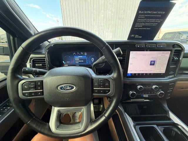2023 Ford Super Duty F-250 SRW LARIAT 4WD Crew Cab 6.75' Box