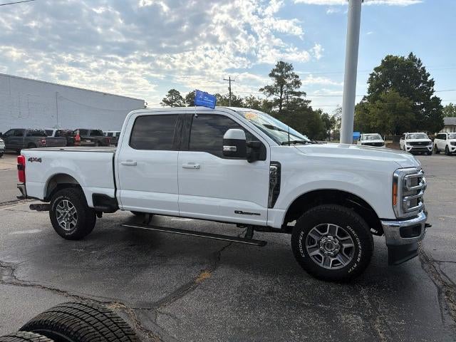 2023 Ford Super Duty F-250 SRW LARIAT 4WD Crew Cab 6.75' Box