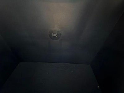 2023 Ford Super Duty F-250 SRW LARIAT 4WD Crew Cab 6.75' Box