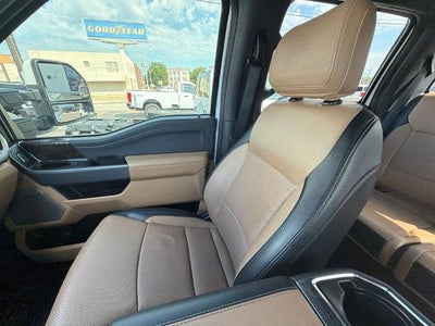 2023 Ford Super Duty F-250 SRW LARIAT 4WD Crew Cab 6.75' Box