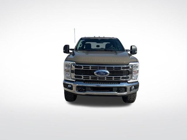 2026 Ford Super Duty F-250 SRW XLT 4WD Crew Cab 6.75' Box