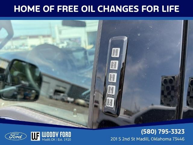 2026 Ford Super Duty F-350 SRW XL 4WD Crew Cab 8' Box