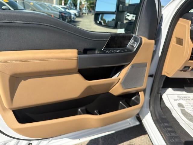 2026 Ford Super Duty F-350 SRW LARIAT 4WD Crew Cab 6.75' Box