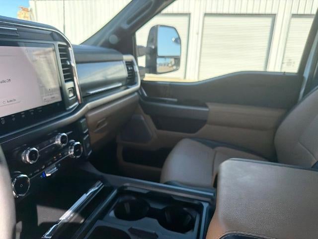 2026 Ford Super Duty F-350 SRW LARIAT 4WD Crew Cab 6.75' Box