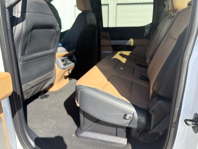 2026 Ford Super Duty F-350 SRW LARIAT 4WD Crew Cab 6.75' Box