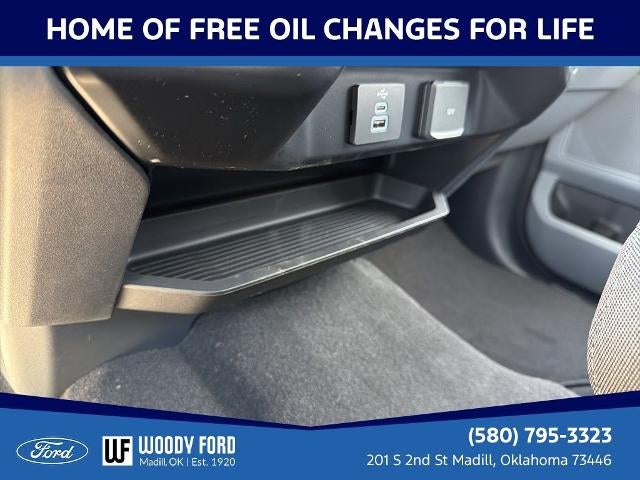 2026 Ford Super Duty F-350 SRW XL 4WD Crew Cab 8' Box