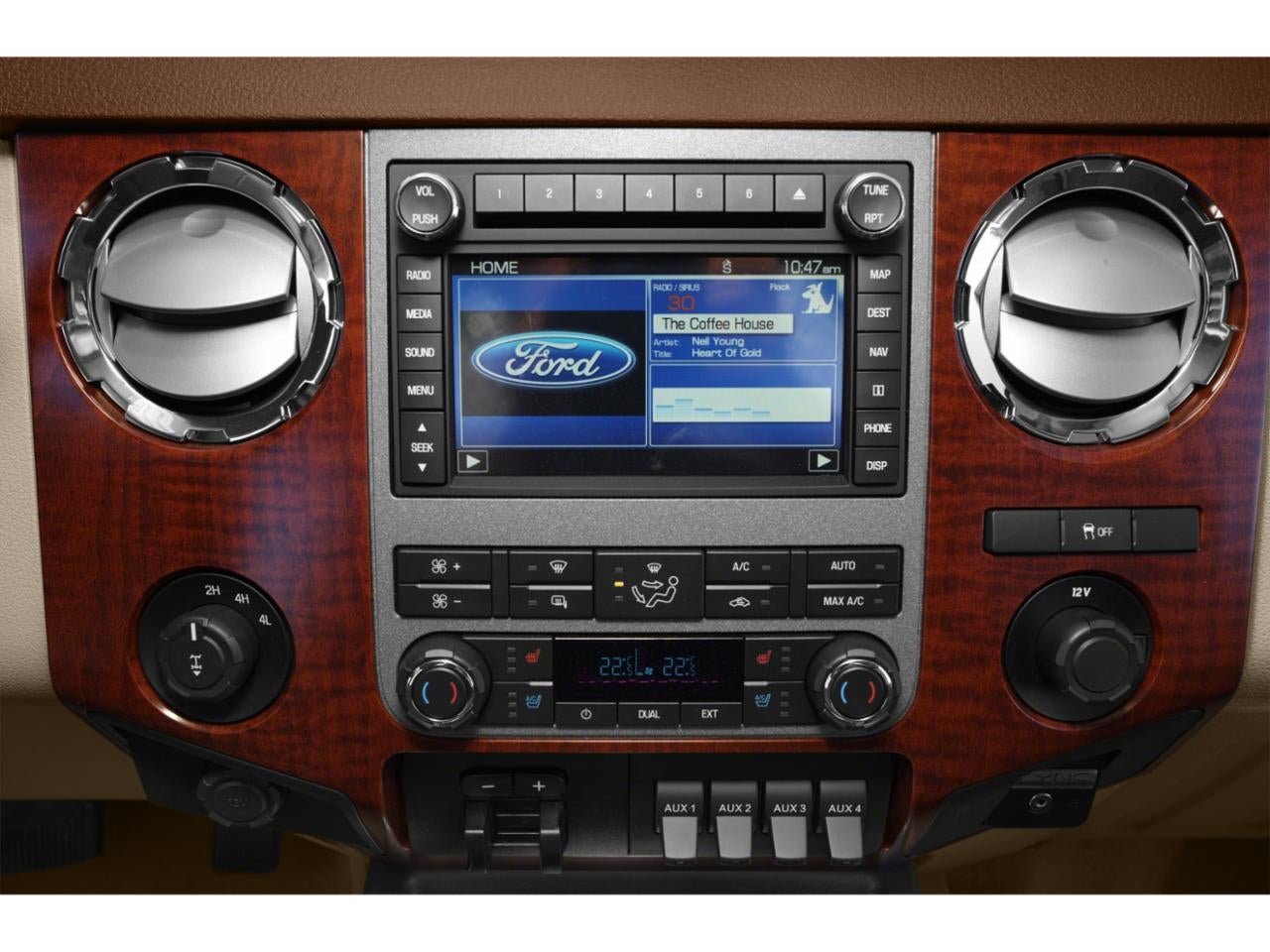 2015 Ford Super Duty F-350 SRW 4WD Crew Cab 6-3/4 Ft Box Lariat