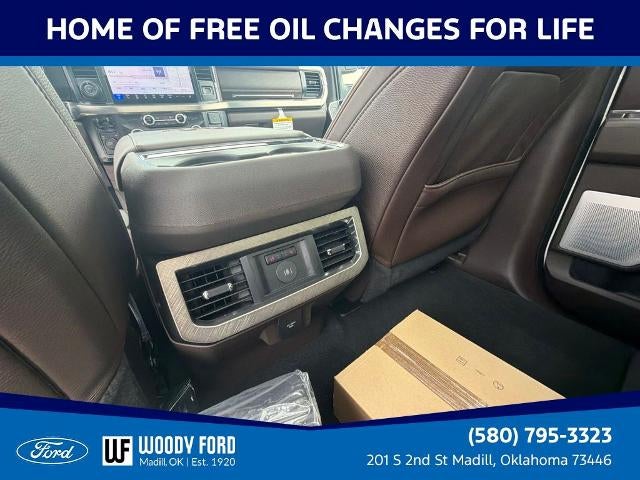 2026 Ford Super Duty F-350 DRW King Ranch 4WD Crew Cab 8' Box