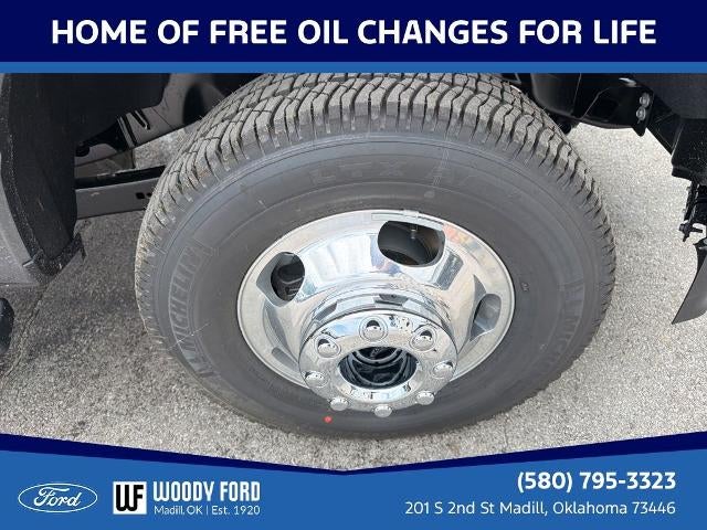 2026 Ford Super Duty F-350 DRW XL 4WD Crew Cab 8' Box