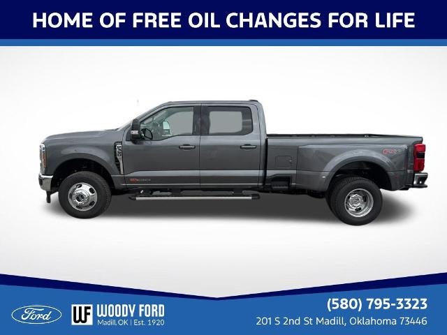 2026 Ford Super Duty F-350 DRW XL 4WD Crew Cab 8' Box