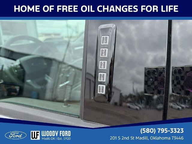 2026 Ford Super Duty F-350 DRW XL 4WD Crew Cab 8' Box