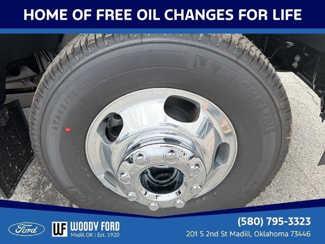 2026 Ford Super Duty F-350 DRW XL 4WD Crew Cab 8' Box