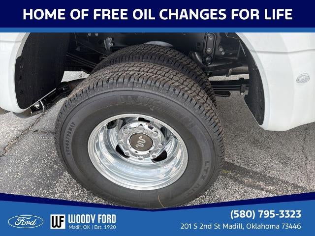 2026 Ford Super Duty F-350 DRW XL 4WD Crew Cab 8' Box