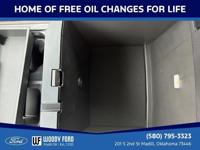 2026 Ford Super Duty F-350 DRW XL 4WD Crew Cab 8' Box