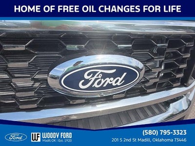 2027 Ford Super Duty F-350 DRW LARIAT 4WD Crew Cab 8' Box