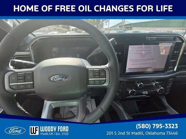 2027 Ford Super Duty F-350 DRW LARIAT 4WD Crew Cab 8' Box