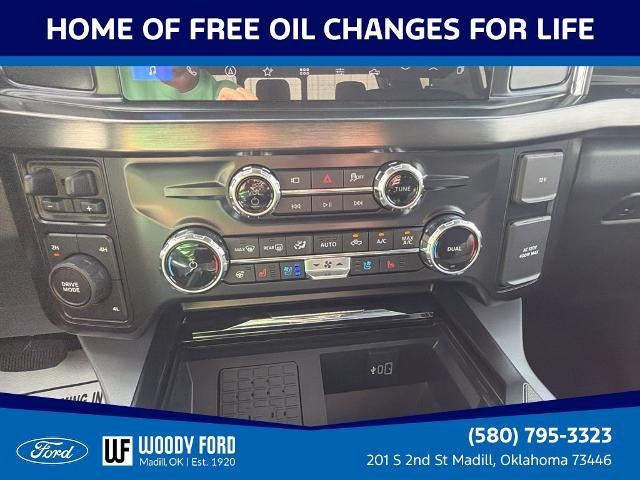 2027 Ford Super Duty F-350 DRW LARIAT 4WD Crew Cab 8' Box
