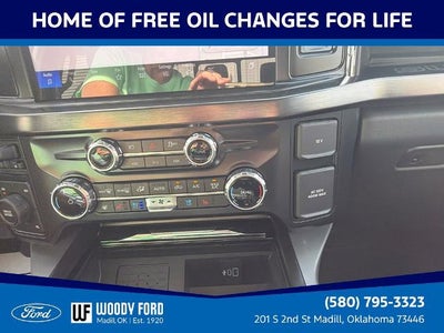 2027 Ford Super Duty F-350 DRW LARIAT 4WD Crew Cab 8' Box