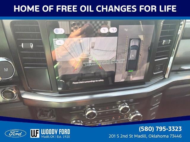 2027 Ford Super Duty F-350 DRW LARIAT 4WD Crew Cab 8' Box