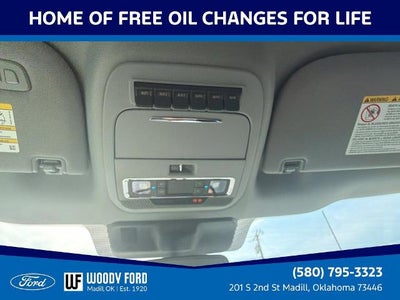 2027 Ford Super Duty F-350 DRW LARIAT 4WD Crew Cab 8' Box
