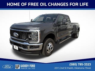 2027 Ford Super Duty F-350 DRW LARIAT 4WD Crew Cab 8' Box