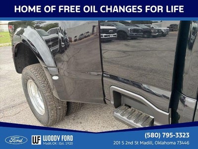 2026 Ford Super Duty F-350 DRW Platinum 4WD Crew Cab 8' Box