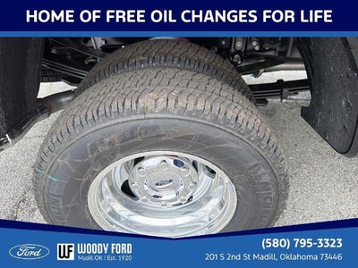 2026 Ford Super Duty F-350 DRW Platinum 4WD Crew Cab 8' Box