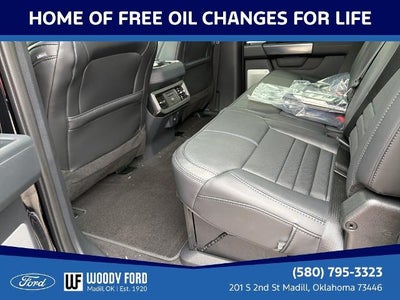2026 Ford Super Duty F-350 DRW Platinum 4WD Crew Cab 8' Box