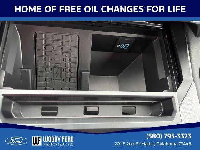 2026 Ford Super Duty F-350 DRW Platinum 4WD Crew Cab 8' Box