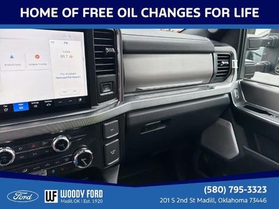 2026 Ford Super Duty F-350 DRW Platinum 4WD Crew Cab 8' Box