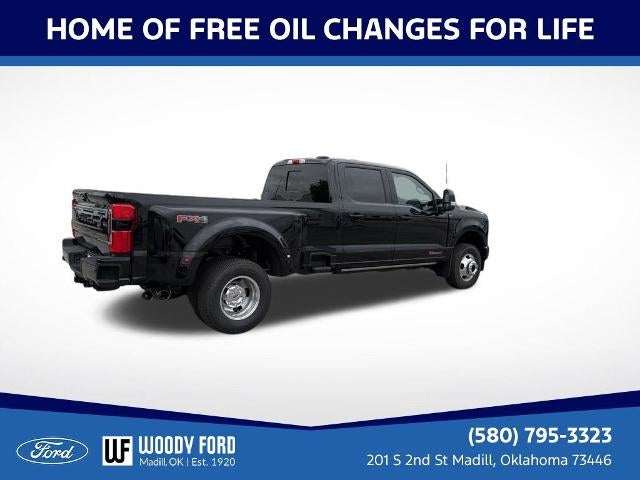 2026 Ford Super Duty F-350 DRW Platinum 4WD Crew Cab 8' Box