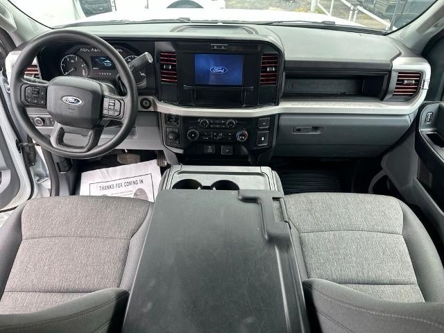 2025 Ford Super Duty F-350 DRW XL 4WD Crew Cab 8' Box