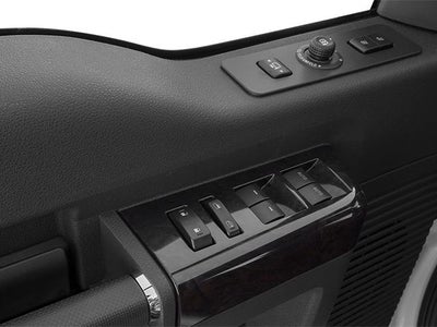 2014 Ford Super Duty F-350 DRW 4WD Crew Cab 8 Ft Box Platinum