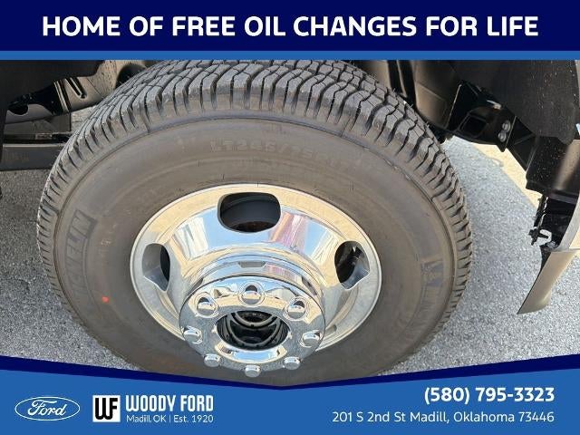 2026 Ford Super Duty F-350 DRW XL 4WD Crew Cab 8' Box