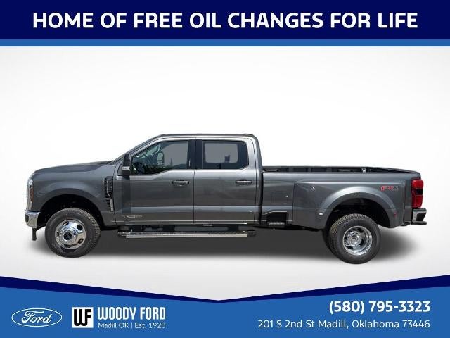 2026 Ford Super Duty F-350 DRW XL 4WD Crew Cab 8' Box