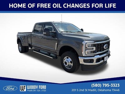 2026 Ford Super Duty F-350 DRW XL 4WD Crew Cab 8' Box