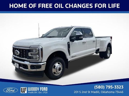 2026 Ford Super Duty F-350 DRW LARIAT 4WD Crew Cab 8' Box