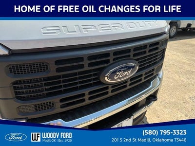 2026 Ford Super Duty F-350 DRW XL 4WD Crew Cab 8' Box