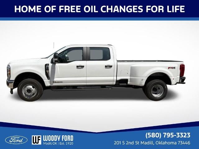2026 Ford Super Duty F-350 DRW XL 4WD Crew Cab 8' Box