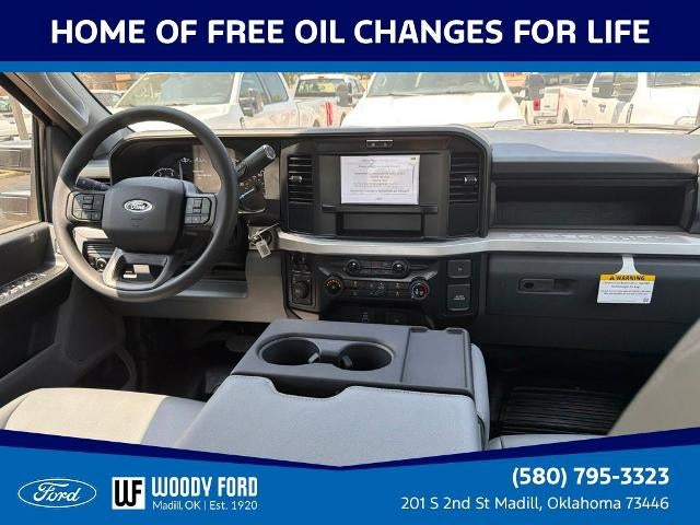 2026 Ford Super Duty F-350 DRW XL 4WD Crew Cab 8' Box