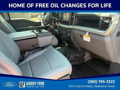 2026 Ford Super Duty F-350 DRW XL 4WD Crew Cab 8' Box