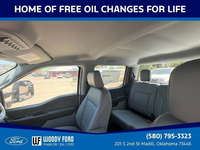 2026 Ford Super Duty F-350 DRW XL 4WD Crew Cab 8' Box