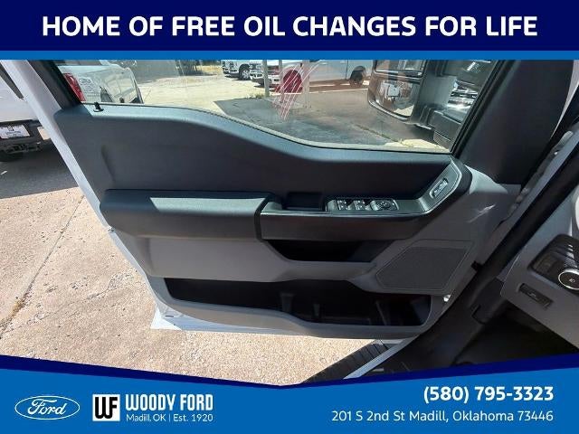 2026 Ford Super Duty F-350 DRW XL 4WD Crew Cab 8' Box