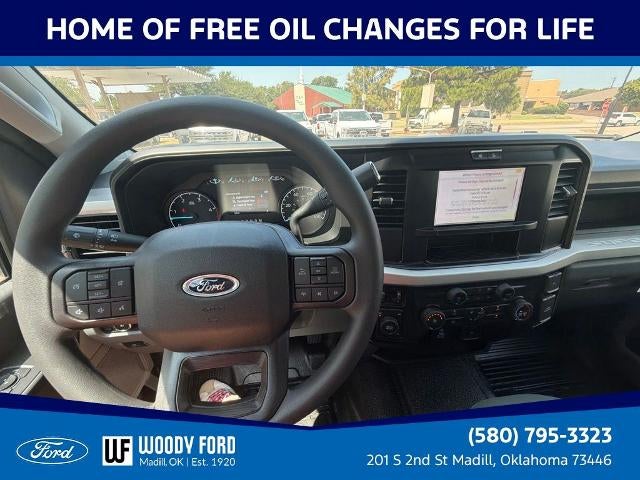 2026 Ford Super Duty F-350 DRW XL 4WD Crew Cab 8' Box