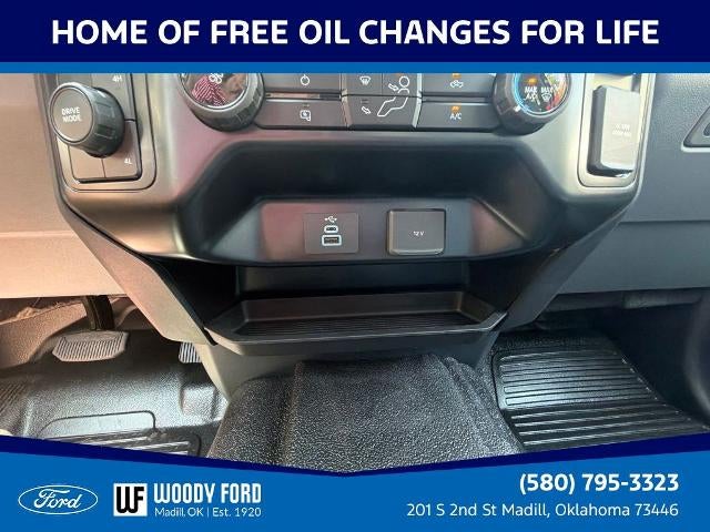 2026 Ford Super Duty F-350 DRW XL 4WD Crew Cab 8' Box