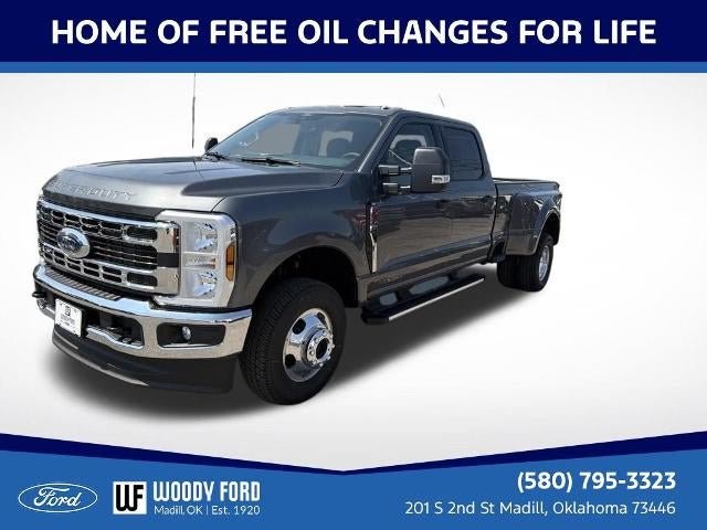2026 Ford Super Duty F-350 DRW XLT 4WD Crew Cab 8' Box