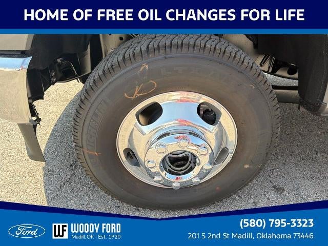 2026 Ford Super Duty F-350 DRW XLT 4WD Crew Cab 8' Box